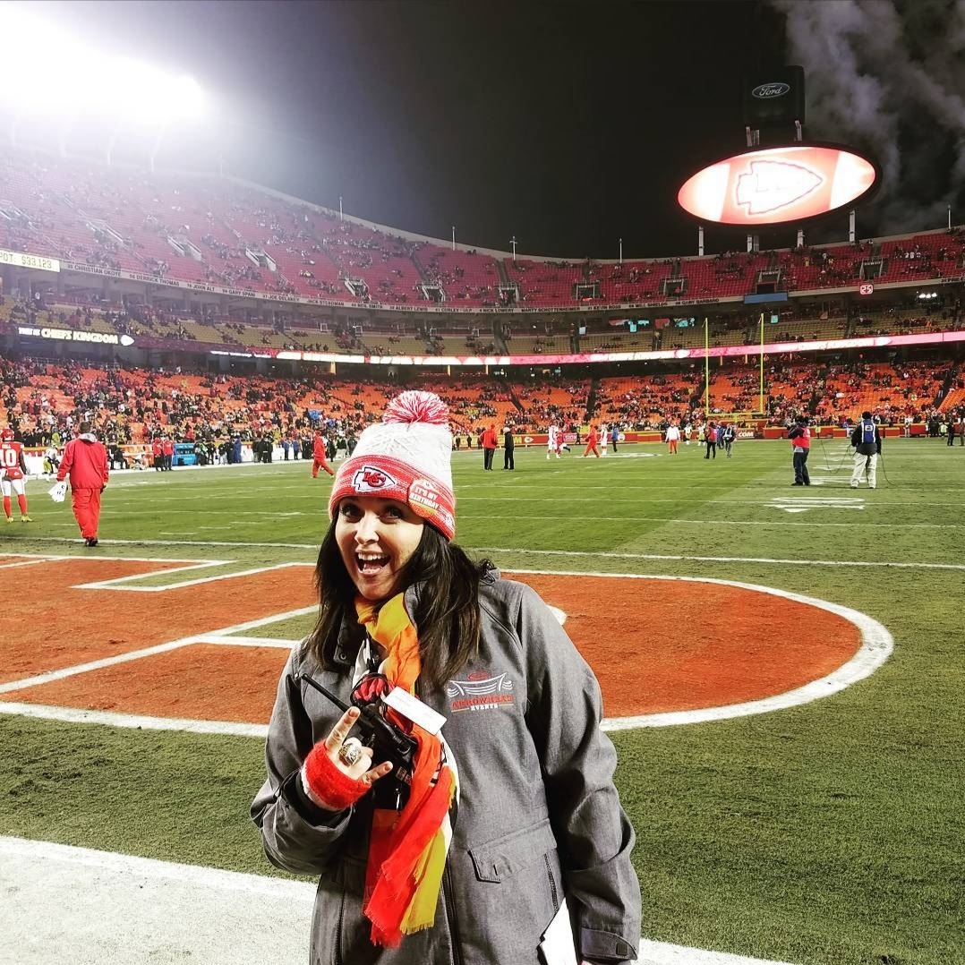 WickedJennG's tweet photo. @LAYS @Lays I want to win a bag of #LaysGoldenGrounds from the #ChiefsKingdom because I… #Sweepstakes
I was born the day of the very first Super Bowl and I live and breathe all things Kansas City Chiefs... ❤️🏈💛 https://t.co/ZbvAjl6Ri6