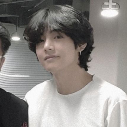 99% kagwapuhan ko
1% kagwapuhan pa rin pinaghiwalay ko lang
#NewProfilePic