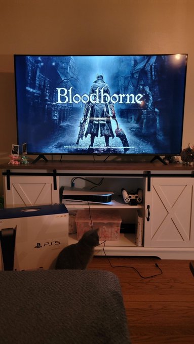 Look who was spoiled with a PS5 🥰🥰😁  Playing to get ready for Elden Ring! https://t.co/jAU9zevOmG