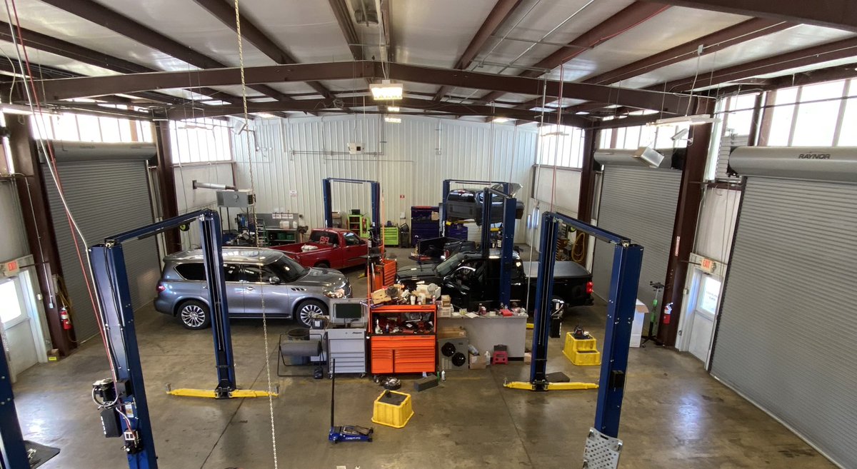 KHolderWorks's tweet photo. I love a company tour! Thank you Bolton Garage in Jasper, Alabama for having me today! I am excited about the potential to use apprenticeships to help build a talent pipeline into your high-wage, high-demand careers. @AOA_Works #apprenticeshipworks https://t.co/G8UaTdfJLX