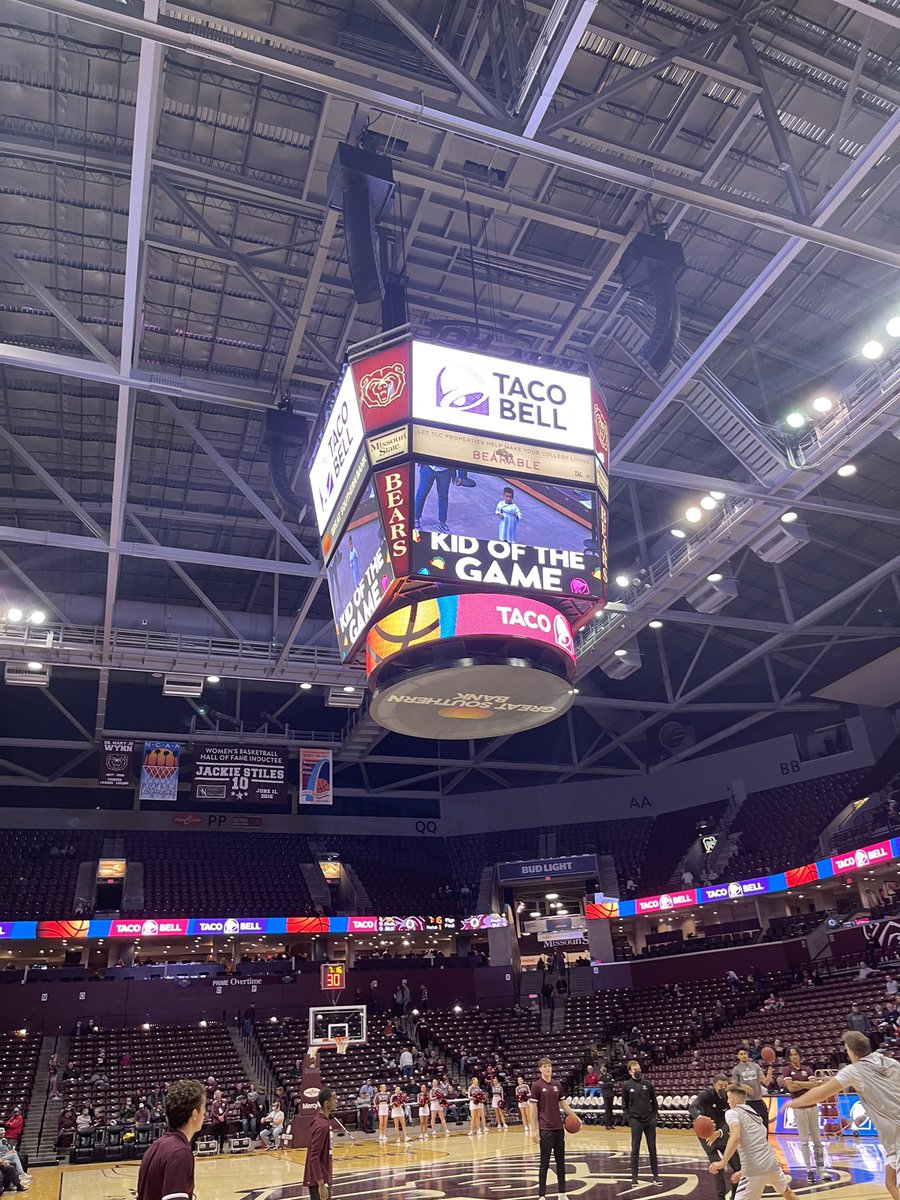 If you see my ‘kid of the game’ tonight make sure to tell him good job! He was a little nervous in front of that big camera. Also if you call him ‘Kian Mosley’ you might even get a little smile out of him 😆