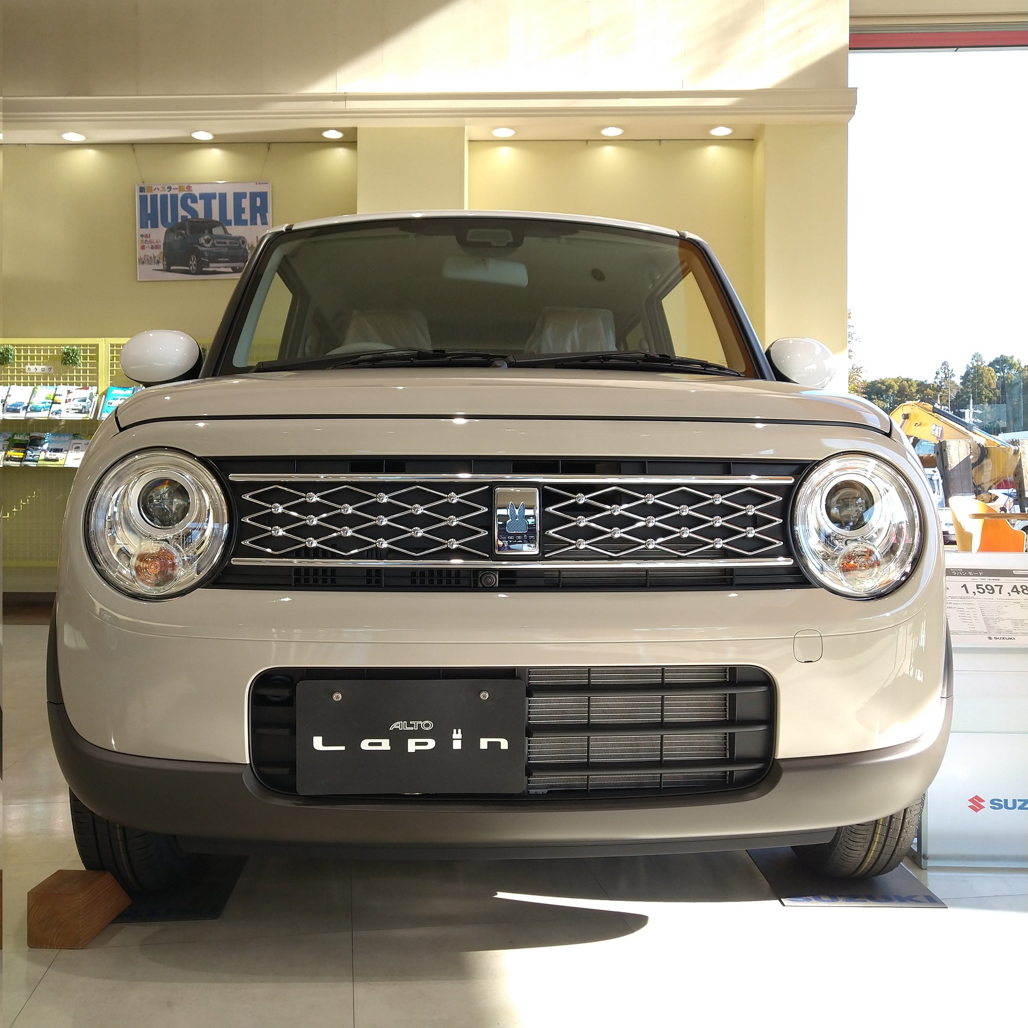 スズキアリーナ清水インター Pa Twitter まん丸おめめが可愛らしい ラパン こちらは特別仕様車の ラパン モード です 専用メッキフロントグリルやネイビーの専用シート こだわりの詰まった特別なラパン ぜひご覧ください 展示車一覧はこちら T Co スズキアリーナ清水インター Pa Twitter まん丸おめめが可愛らしい ラパン こちらは特別仕様車の ラパン モード です 専用メッキフロントグリルやネイビーの専用シート こだわりの詰まった特別なラパン ぜひご覧ください 展示車一覧はこちら T Co