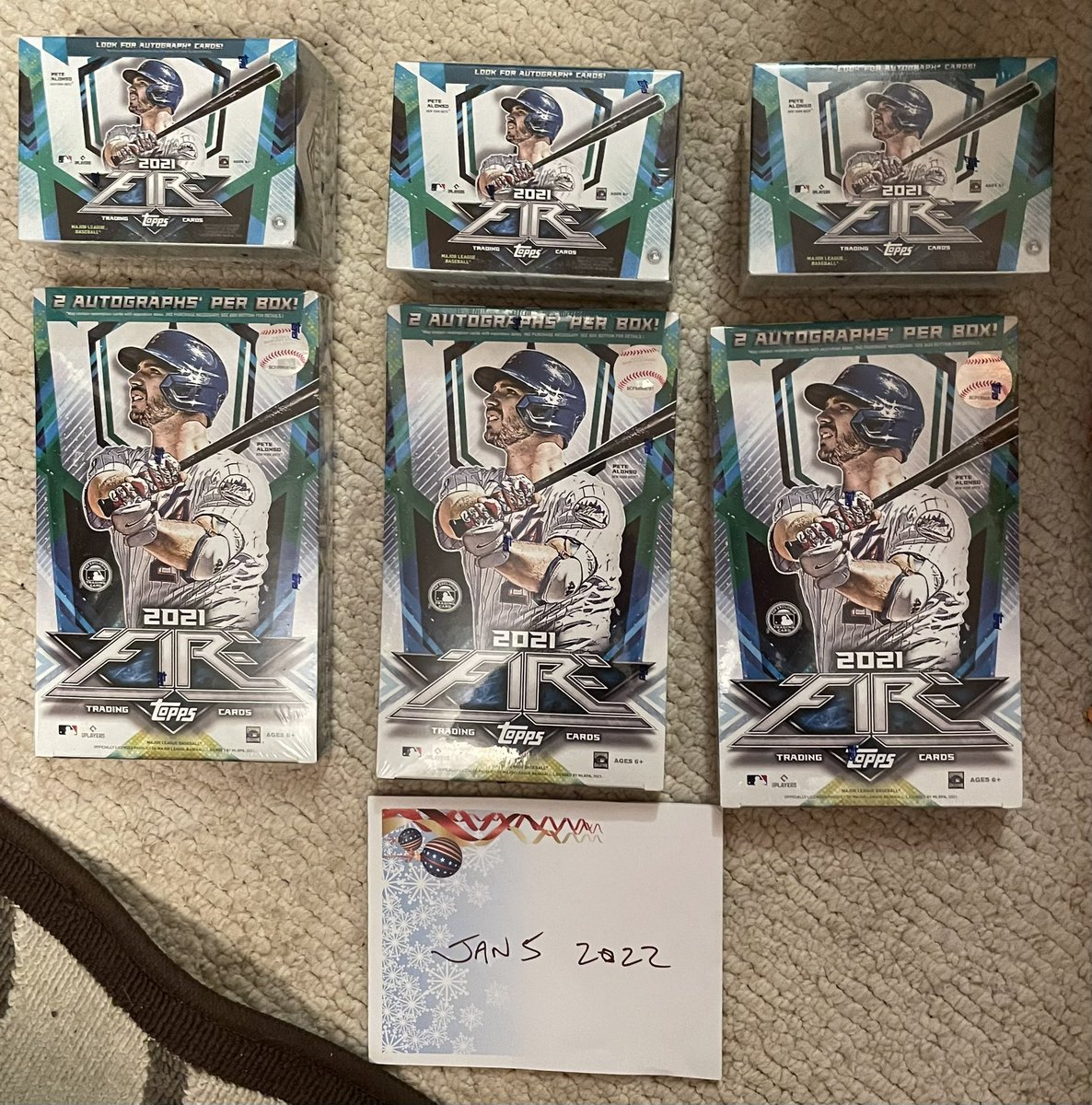 MikaelMason's tweet photo. @HiveCards @wilscards 3 blaster80 shipped hobby 95 each https://t.co/ri0jluPF8a