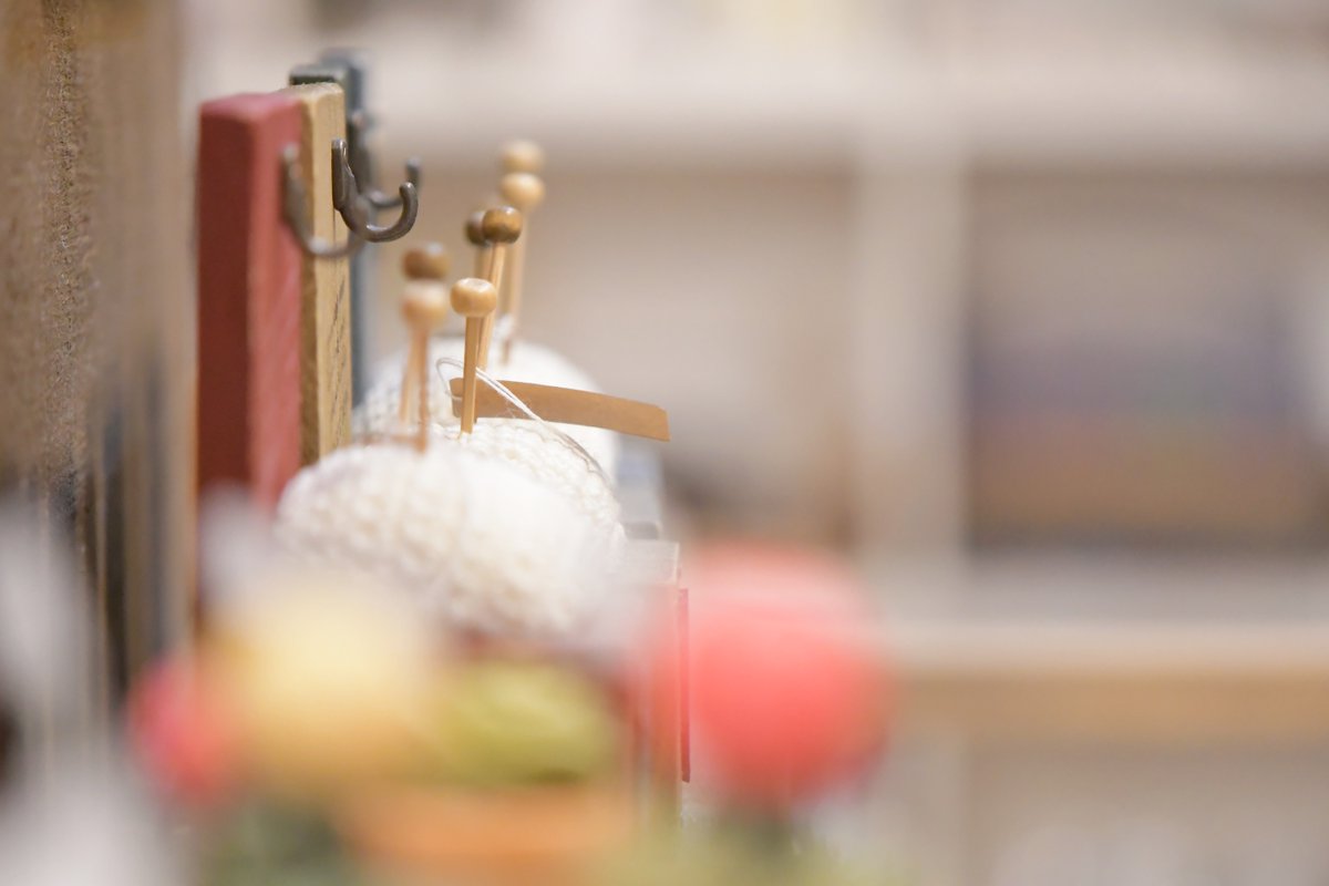 澄み渡る冬空広がる
京都の天気模様＊

やさしい陽の光に
包まれながら

ゆっくり のんびり
ものづくりの世界を
楽しんでみませんか？

⌂* instagram
instagram.com/yoo_shop_/

本日も18:00 まで
お待ちしております♩

#京都カフェ
#京都雑貨屋
#ハンドメイド