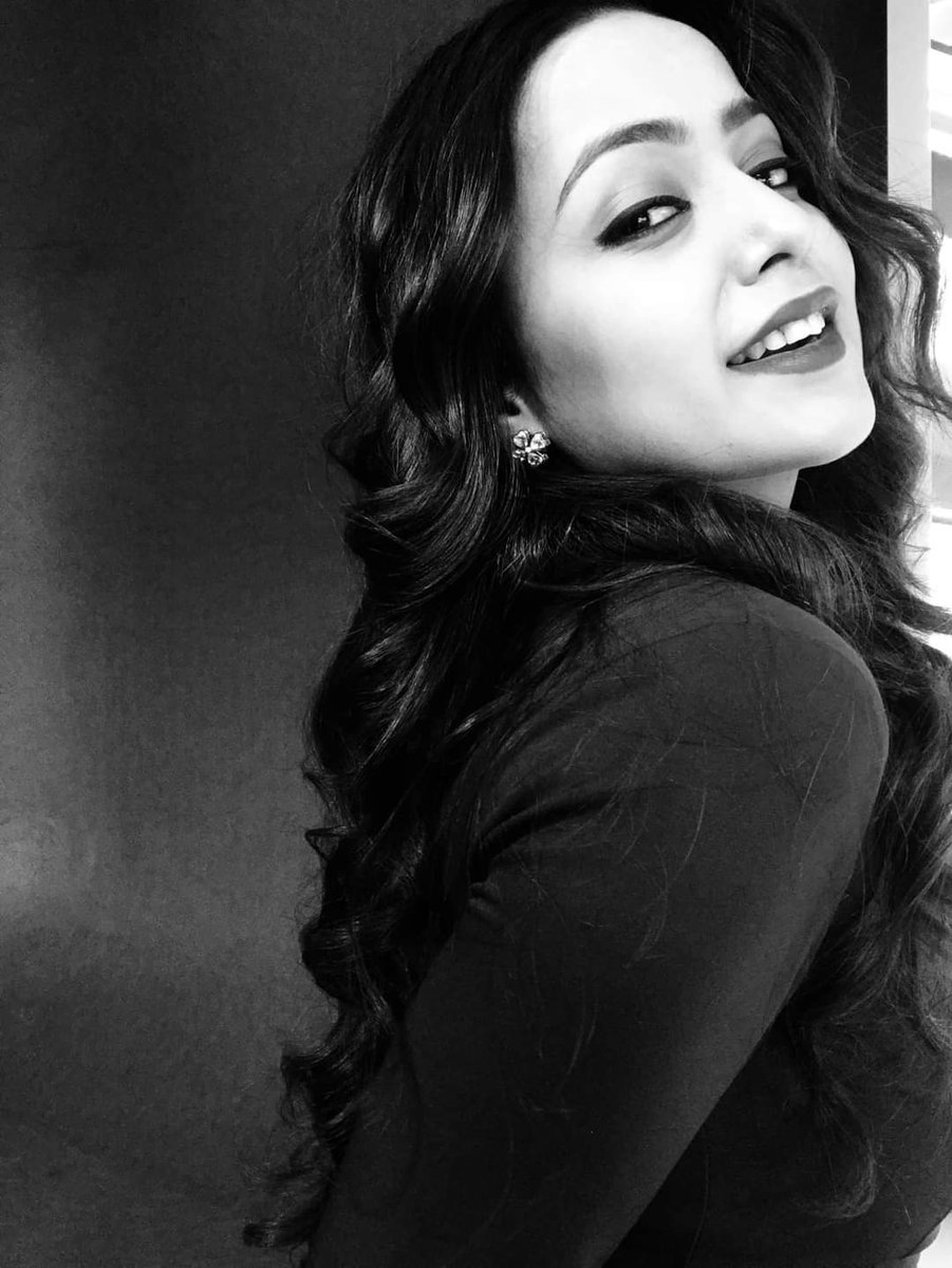 deshbadalo_1234's tweet photo. @Aayushinegi6
Different shades
#looksawesome
#lookcute https://t.co/wJbsKIOBmd