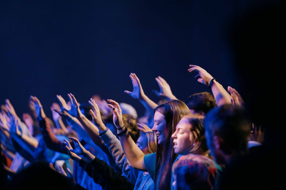 HighlandsAL's tweet photo. There's just something special about #MotionNight with our @highlandsstudents fam! Tonight was one for the books! Students, drop a π if you're ready for a year of focus and great faith! https://t.co/GZQCfDzTpb
