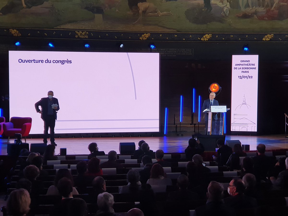 Présent pour <a href="/La_FNEK/">FNEK</a> au Congrès  de la @CPUniversite 

🟡🔵 L'intégration pleine et entière de la formation en #kinésithérapie aux universités est attendue par les #EtudiantsKinés et par les acteurs de la profession ! 

Jamais nous n'avons lâché ni ne lâcherons ce combat !