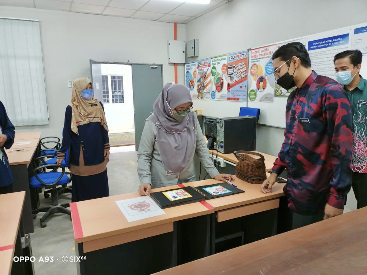 Thank you officers for listening to my brief explanation about #SchoolOfNFT. Spread the ❤️ for our students.

#savemalayantiger #fightlikeatiger