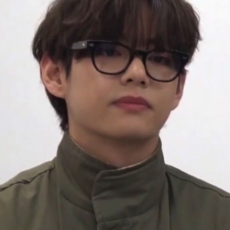 thvrandom's tweet image. ♡ #v