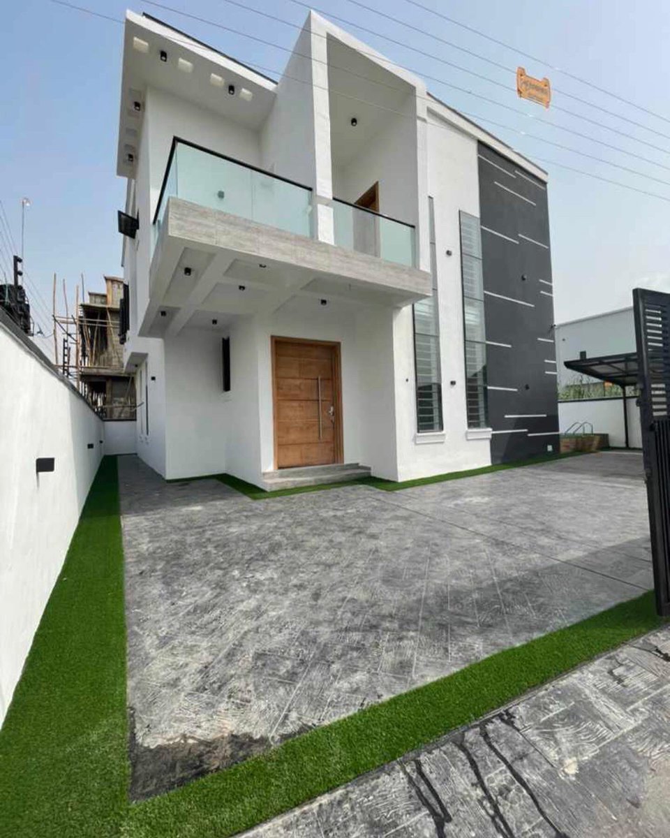 loft_code's tweet image. For sale: well finished 5 bedroom fully detached duplex with swimming pool. Located in victory estate, via Thomas estate, Ajah. Price: 130m
#TwitterBan #loftcode #ajah #lagos #duplex #RealEstate