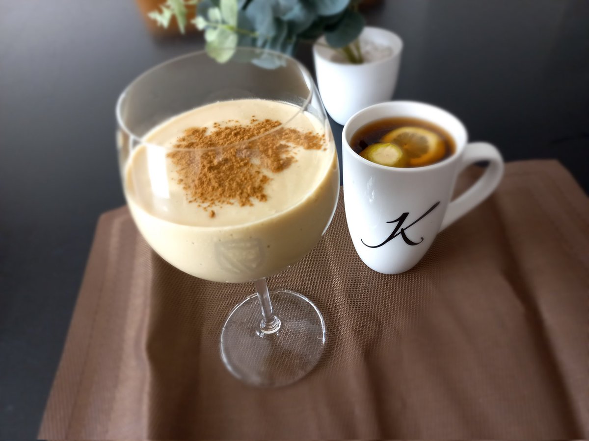 Absolutely enjoying this toffeed mango smoothie I just made🤤🤤🤤