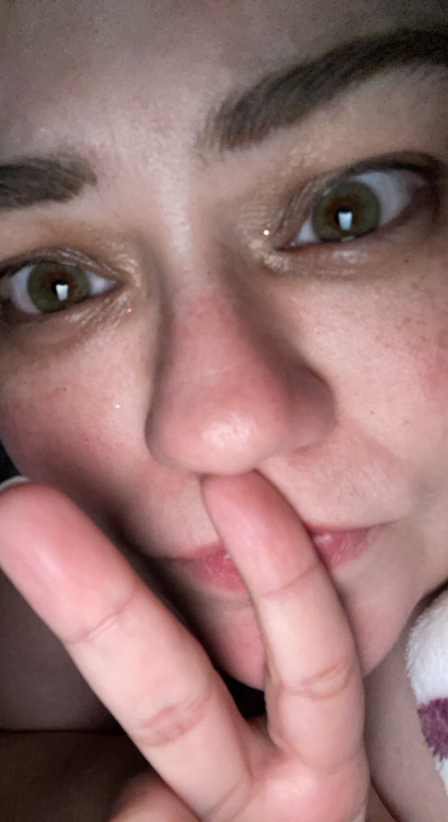 UrSpecialCrush's tweet image. #Glitter still everywhere after putting it on for stream. That’s ok people are used to it by this point! #PostStream