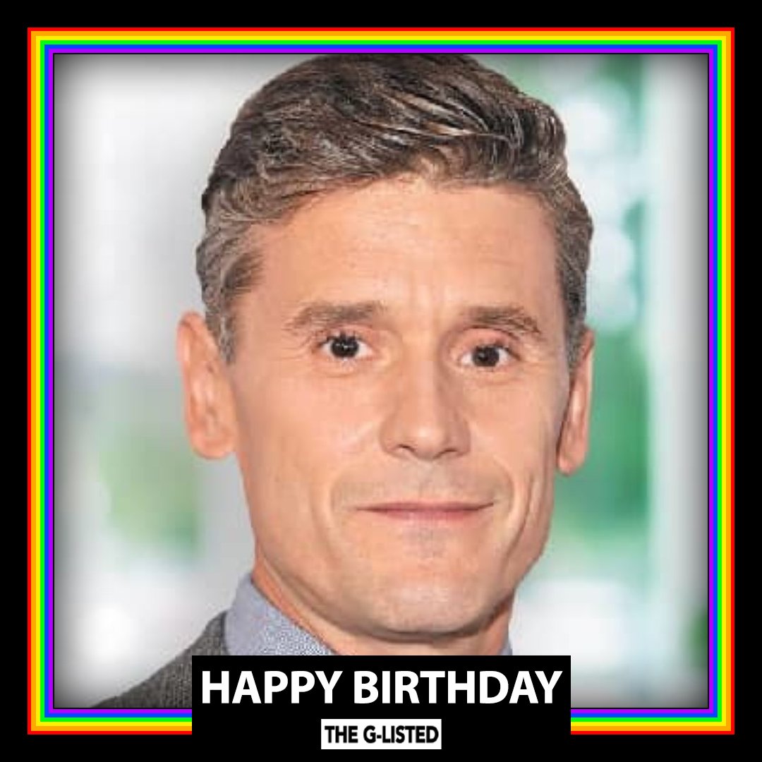 Happy birthday to publicist Simon Halls! 