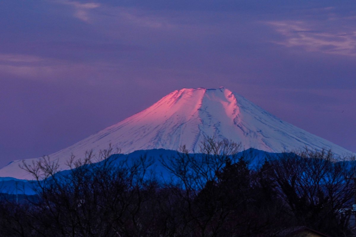 6:39分赤く染まった富士山 3分後にはなんにもなかったかのように・・・。 ＃富士山 ＃富士山朝焼け ＃入間川 ＃今日の富士山