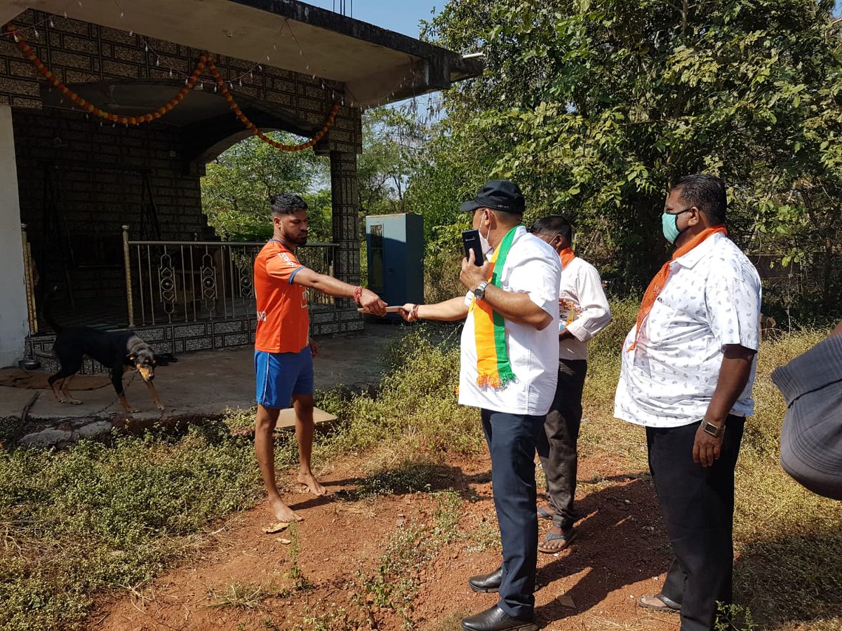 GlennTiclo's tweet photo. Visited house to house along with VP #Ucassaim #Sarpanch Anand Gadekar and everyone at Pajir #Ucassaim in #Aldona constituency. https://t.co/xdHXBS4KHL