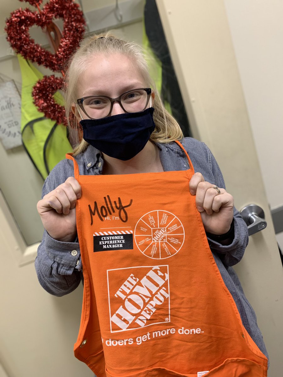 Congrats to our PM CXM Molly!! We started her training together this evening @HomeDepotGrndvl Looking forward to all the great things you’ll do! 🎉🎉