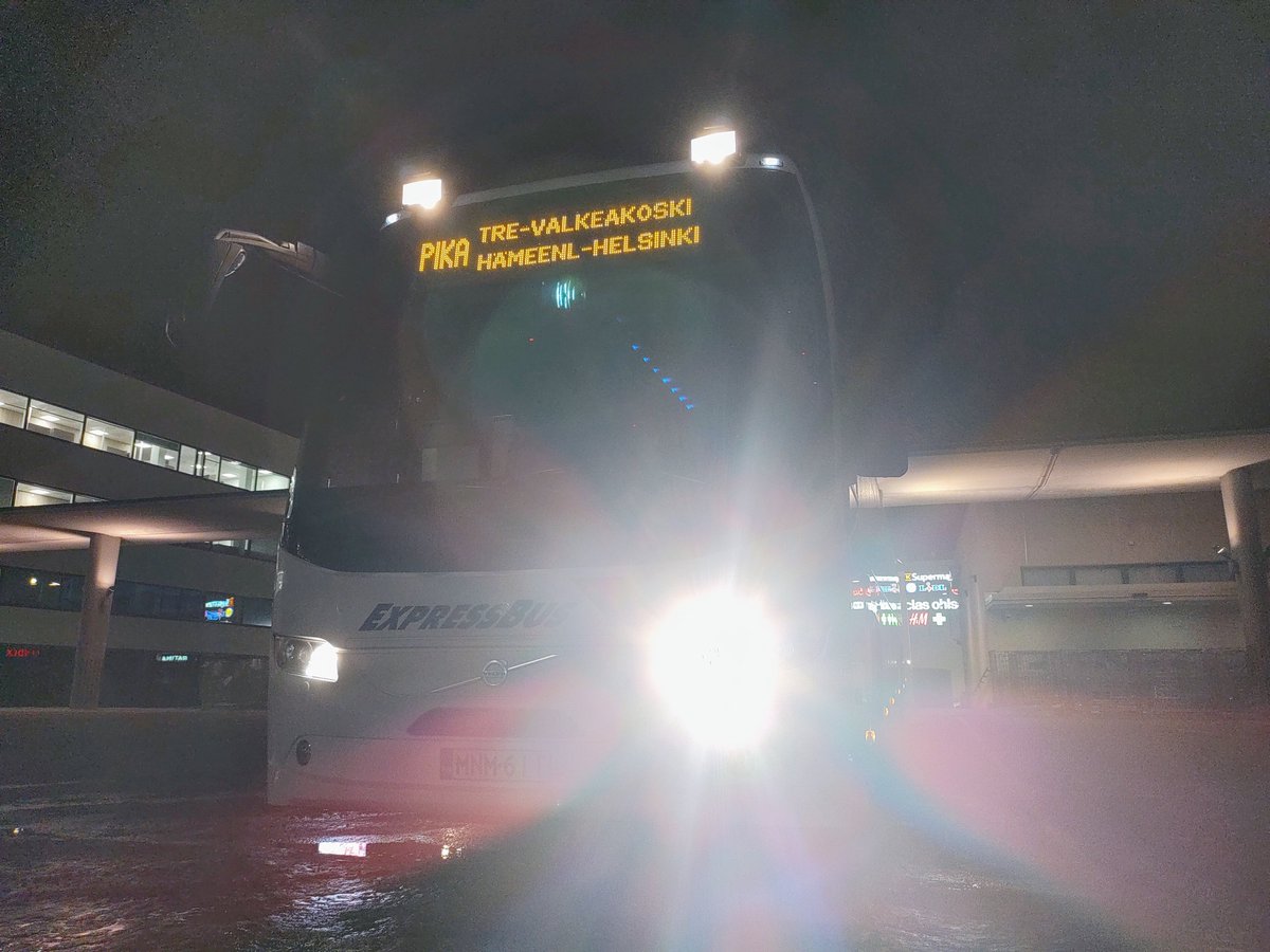 E
   X
      P
         R
            E
               S
                  S
                     B
                        U
                           S

#Expressbus #Huomenta
#Tampere #Helsinki https://t.co/li6UnzqBU2
