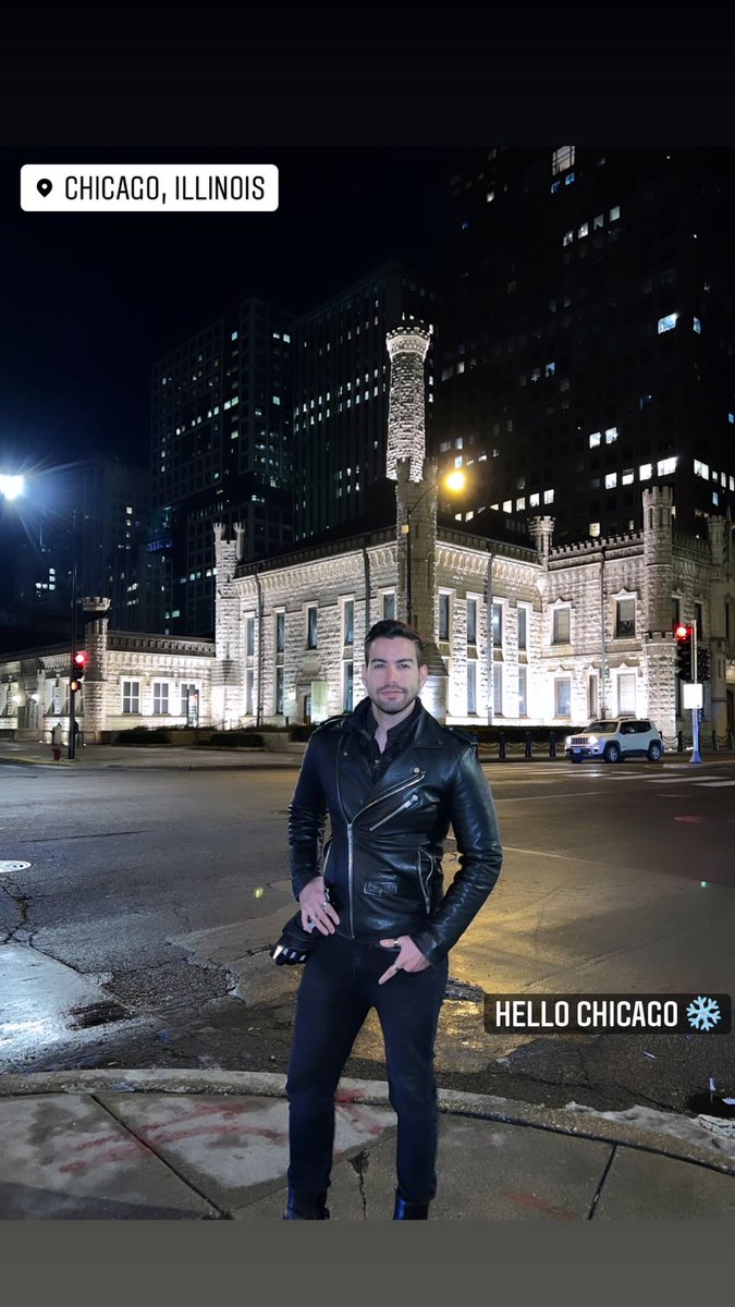 MarioDeRossi's tweet photo. Good evening #Chicago ❄️😘

#music #business #newalbum #newmusic #derossi #brand #newproject #italy #entrepreneur #lifestyle #attitude #motivation #success #inspiration #hustle #goals #evolution https://t.co/mSgyIV7vUH