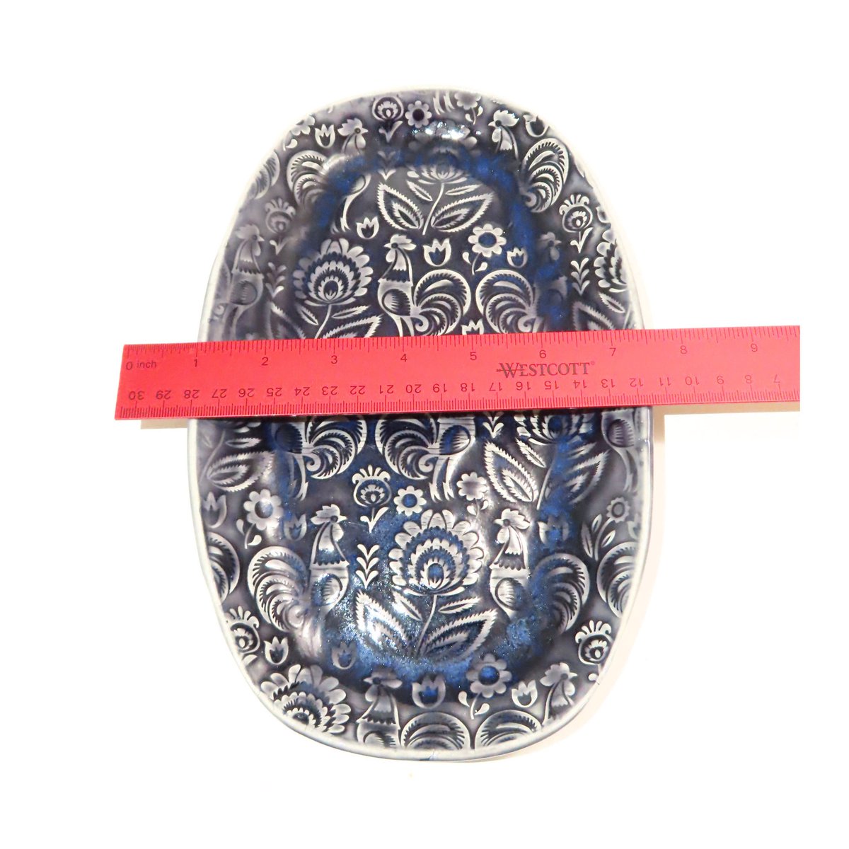 JKCJewelry's tweet photo. Handmade Ceramic Rooster Tray, Hand Formed Pottery Platter, Cracker Dish, Red Plate, Dark Blue Oval, Kitchen Décor, Housewarming https://t.co/kCcPMQG5Q9 #art #pottery #ceramics #Etsyfinds #RoosterPlate https://t.co/VH6LS9Uk26