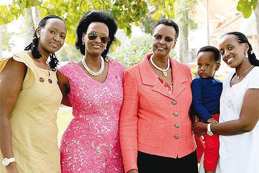 She got a daughter. Первая леди Конго. Первая леди президента Уганды. Йовери Мусевени жена.