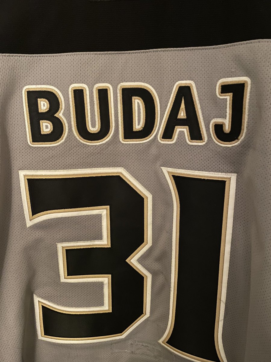 DieselSchneezle's tweet image. @mayorNHL #MayorRuling picked up when he stepped in for Quick, also my first year as a season ticket owner.