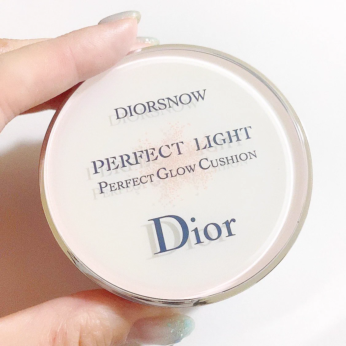肌が綺麗な友達は「Dior」のクッションファンデを使っていた！綺麗になりたい方必見！