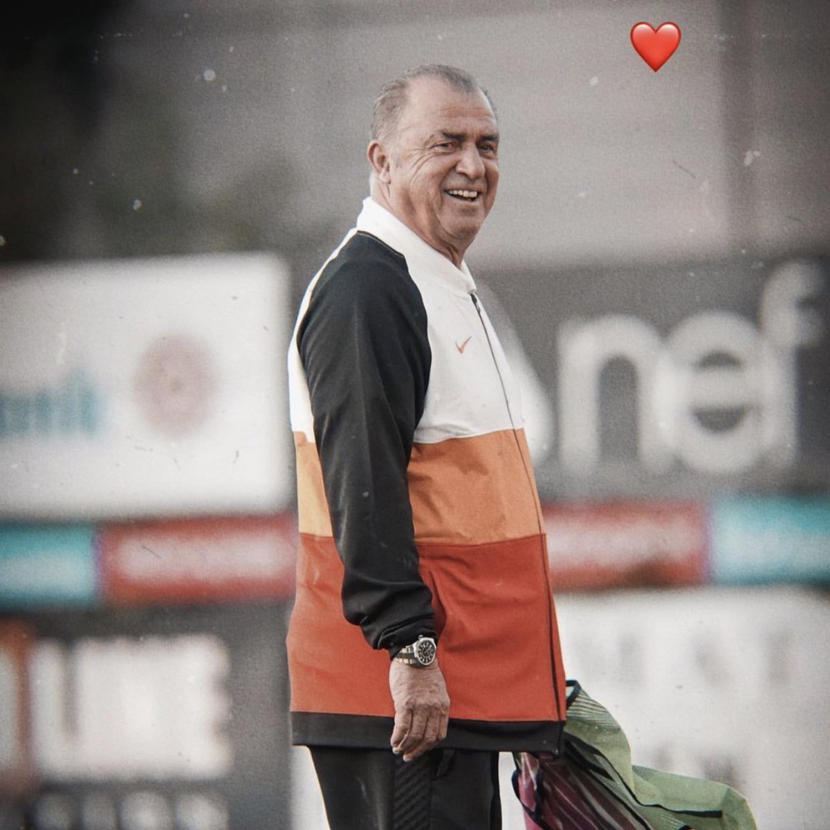 teriimiizm's tweet photo. Öyle Bir Taht Yaptım Ki Sana,
Kimsenin Gücü Yok Yerini Almaya… https://t.co/2kaCrDc9QQ
