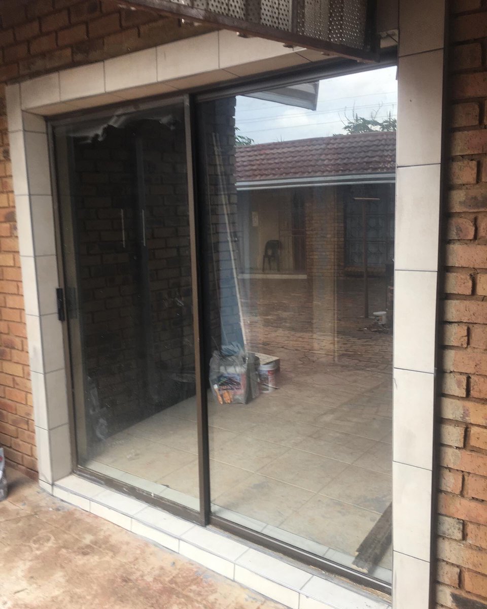 ktconstruction_'s tweet photo. No job too big or too small. 🚧🦺 
Contact us today to get your quote. ✅

#construction #residentialconstruction #aluminiumwindows #aluminiuminstallation https://t.co/eVL6CiwOht