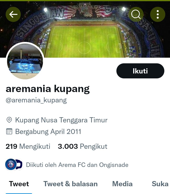 iIhamzada's tweet photo. Ada suatu masa di mana suporter paling keren di Indonesia itu Aremania. Harus diakui fakta itu. Bahkan, saat ini, satu-satunya klub di Indonesia yg julukannya jadi nama pulau, ya Singo Edan. Pulau Singo Edan berada di NTT. Dan, basis pendukung Arema cukup besar di Kupang, NTT. https://t.co/03IbXeKCzY