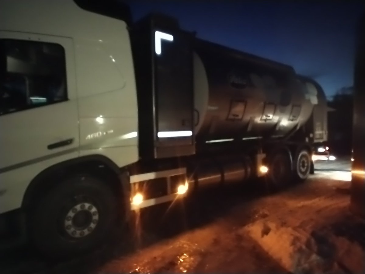 Valiolainen maitoketju aikoo olla #hiilineutraali 2035. Osana tätä kehitystä maidonkeräilyssä siirrytään biokaasuun. Meidän tilan osalta tuo siirtyminen tapahtui tänään. <a href="/ValioFi/">Valio</a> #oikeitatekojaeianekauppaa