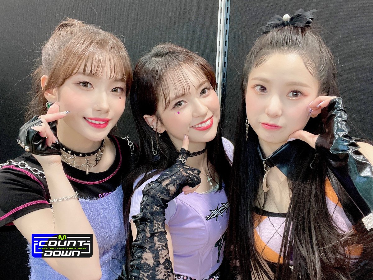 220113 วันนี้รอเชียร์สาวๆเคปเลอร์ ในเพลง WA DA DA &amp; mvsk ด้วยนะคะ 

⏰ 16.00 น. (ไทย) เป็นต้นไป 

🔗skpb.live 
🔗aqstream.com/mnet/M-Countdo…
🔗m.twitch.tv/snlive1/home
🔗m.twitch.tv/noctaq/home
🔗mwave.me/en

#CHOI_YUJIN #최유진 #Kep1er #케플러