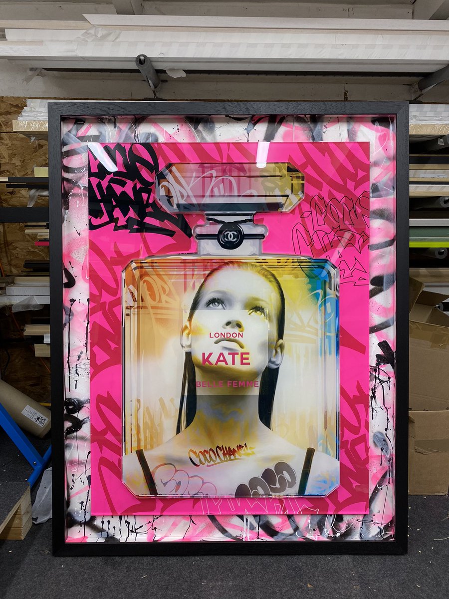 theframeshed's tweet photo. Oh my! Look at these new #art pieces from @Dan_Pearce_Art Quite a challenge to float mount the final piece of acrylic, cut the side spacers and then sink into the #frame #madonna #katemoss #chanel #customframes #customframer https://t.co/QQnjm6byNX