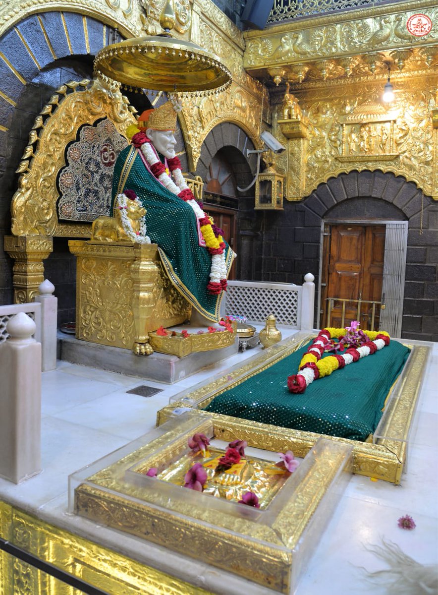 SSSTShirdi's tweet photo. *!! ॐ साई राम !!*
*श्री साईबाबा संस्थान विश्वस्त व्यवस्था,शिर्डी*
*!! ॐ Sai Ram !!*
*Shri Saibaba Sansthan Trust, Shirdi*
*आरती :- माध्यान्ह आरती*
 *गुरूवार १३ जानेवारी २०२२*     
*Aarti : - Madhyan Aarti*
*Thursday 13 January 2022* https://t.co/LiPVX0nQF9