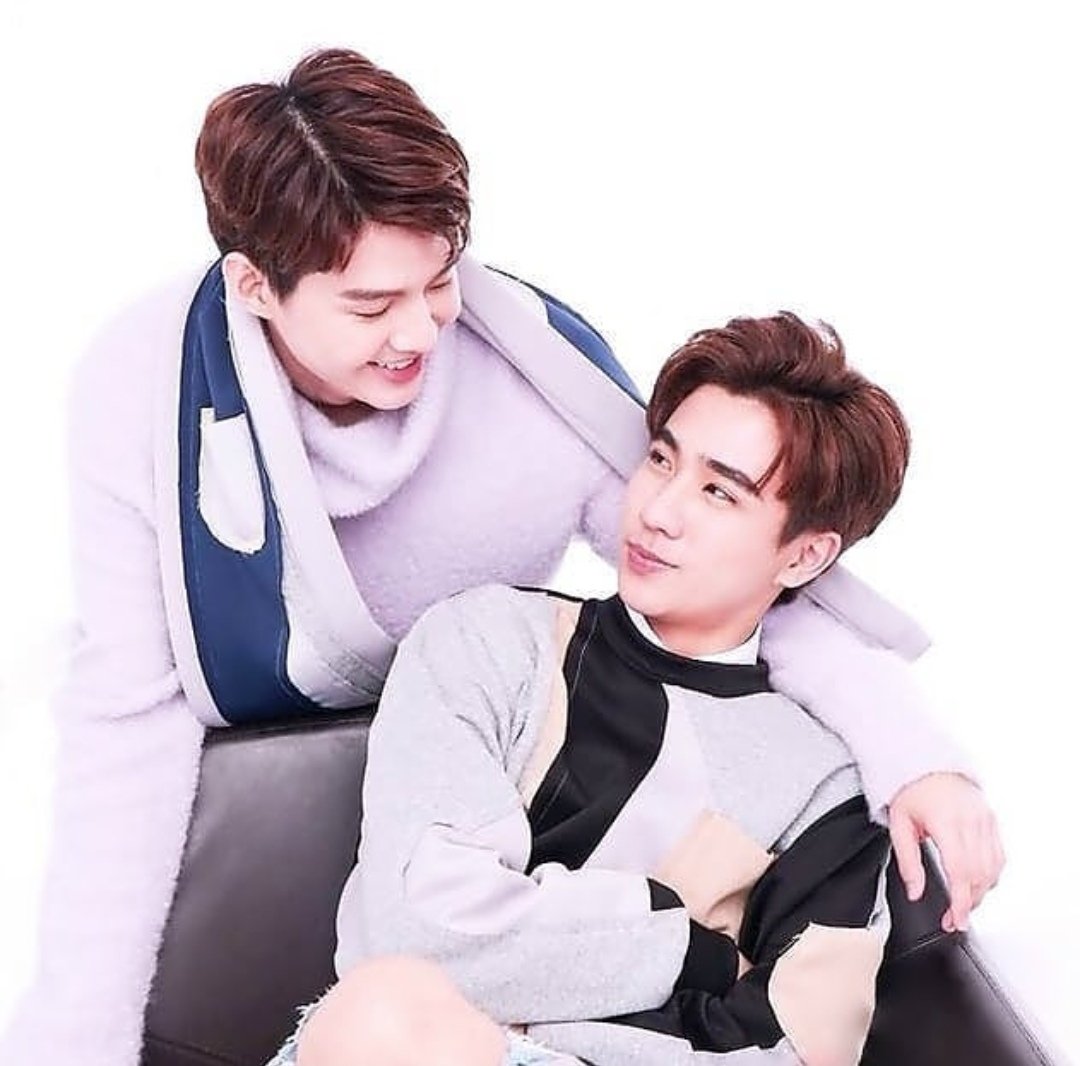 r7NwptryipNw5s7's tweet photo. 🖤❤️#PerthSaintSation https://t.co/VF10uvXLOi