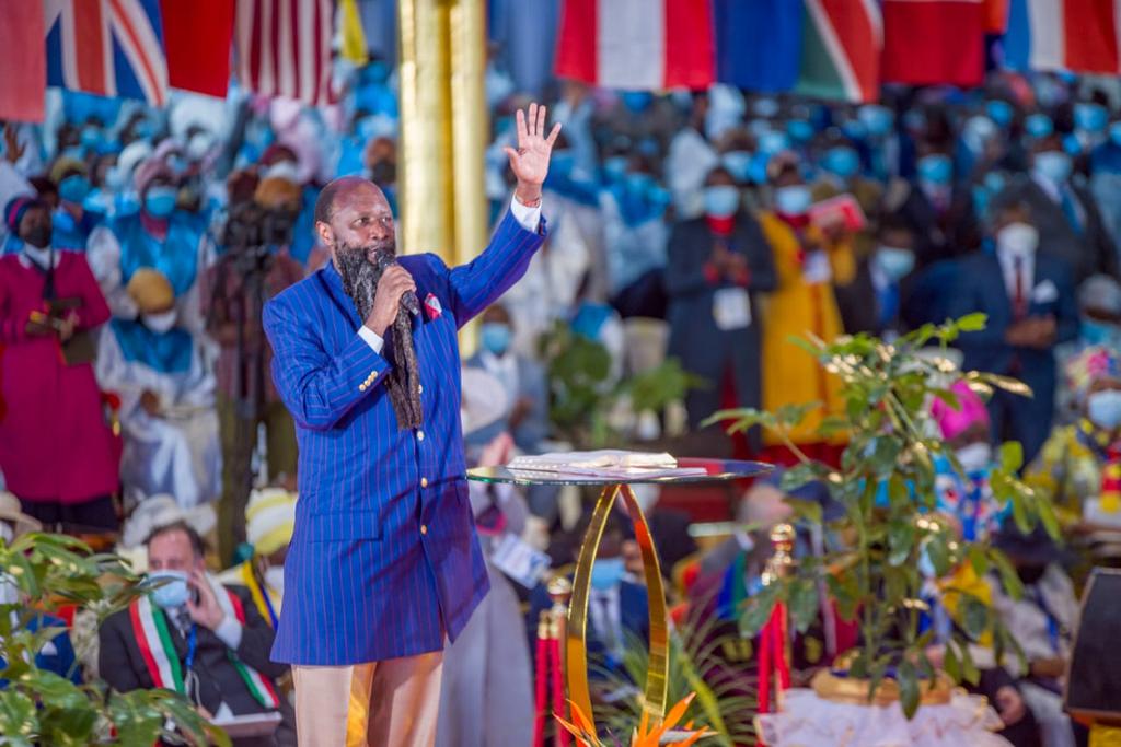 JILR_News's tweet photo. There's a recompense coming for those that have crucified the flesh, its desires and focussed on the glorified Messiah.  

Don't give up, the reward is so very much near. 

#NakuruWordFest https://t.co/Z932t0QfSZ