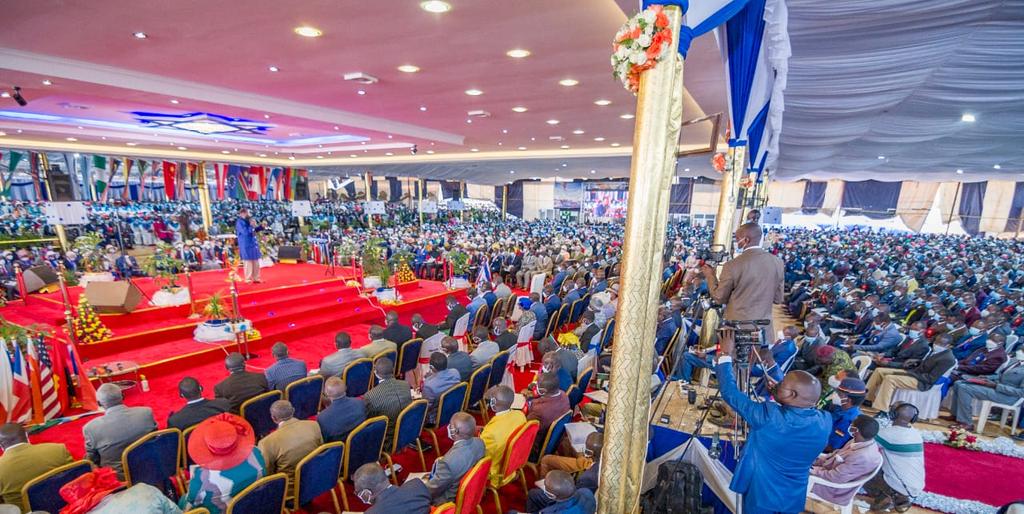 JILR_News's tweet photo. There's a recompense coming for those that have crucified the flesh, its desires and focussed on the glorified Messiah.  

Don't give up, the reward is so very much near. 

#NakuruWordFest https://t.co/Z932t0QfSZ