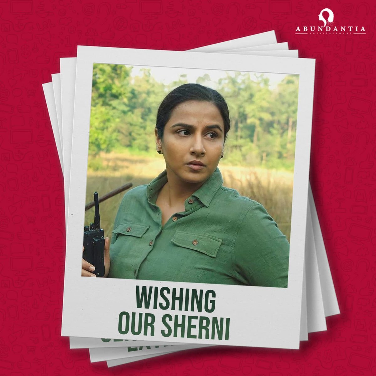 Abundantia_Ent's tweet photo. Talent + Passion + Dedication = The Amazing Vidya!
Now, this is an equation that everyone knows is true! 😊
Here's wishing the inimitable @vidya_balan a very happy birthday and a new year full of Jalsa! 😉
#happybirthday #vidyabalan #oursherni https://t.co/CNlafBXmzX