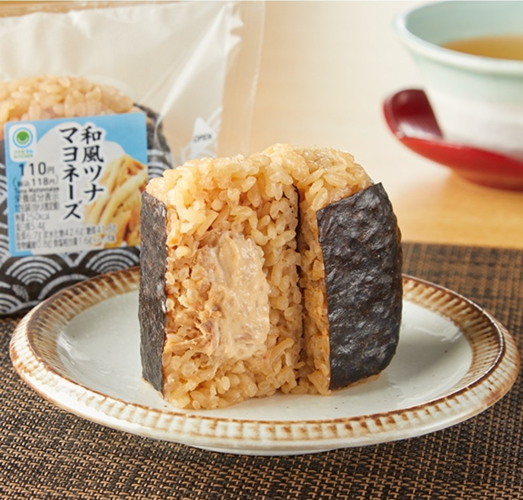 正月から大炎上 イタリアンシェフ小林幸司 ジョブチューンでファミマの和風ツナマヨおにぎりを全く食べず 食べる気にならない と一蹴して大炎上 Togetter