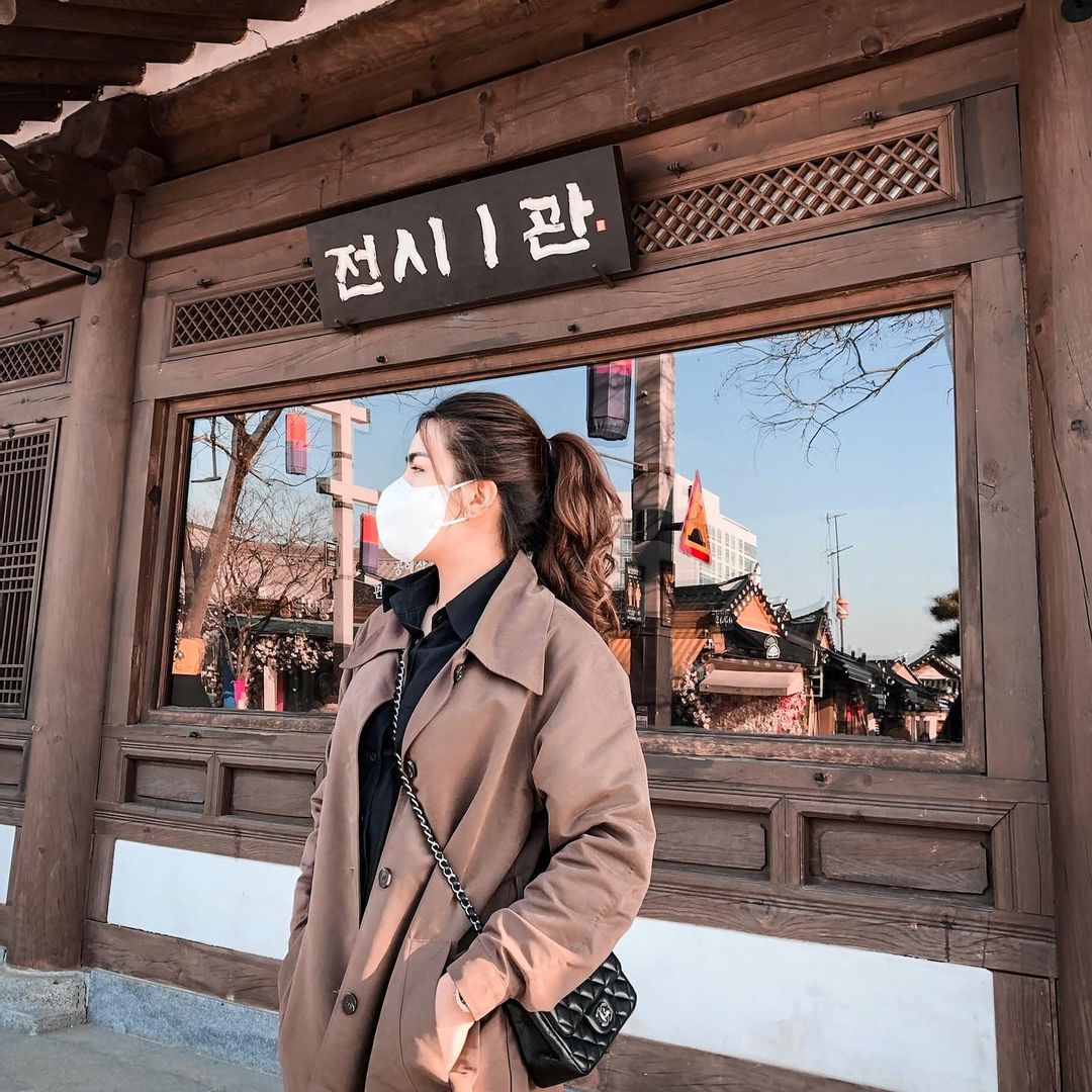 부인. tweet media