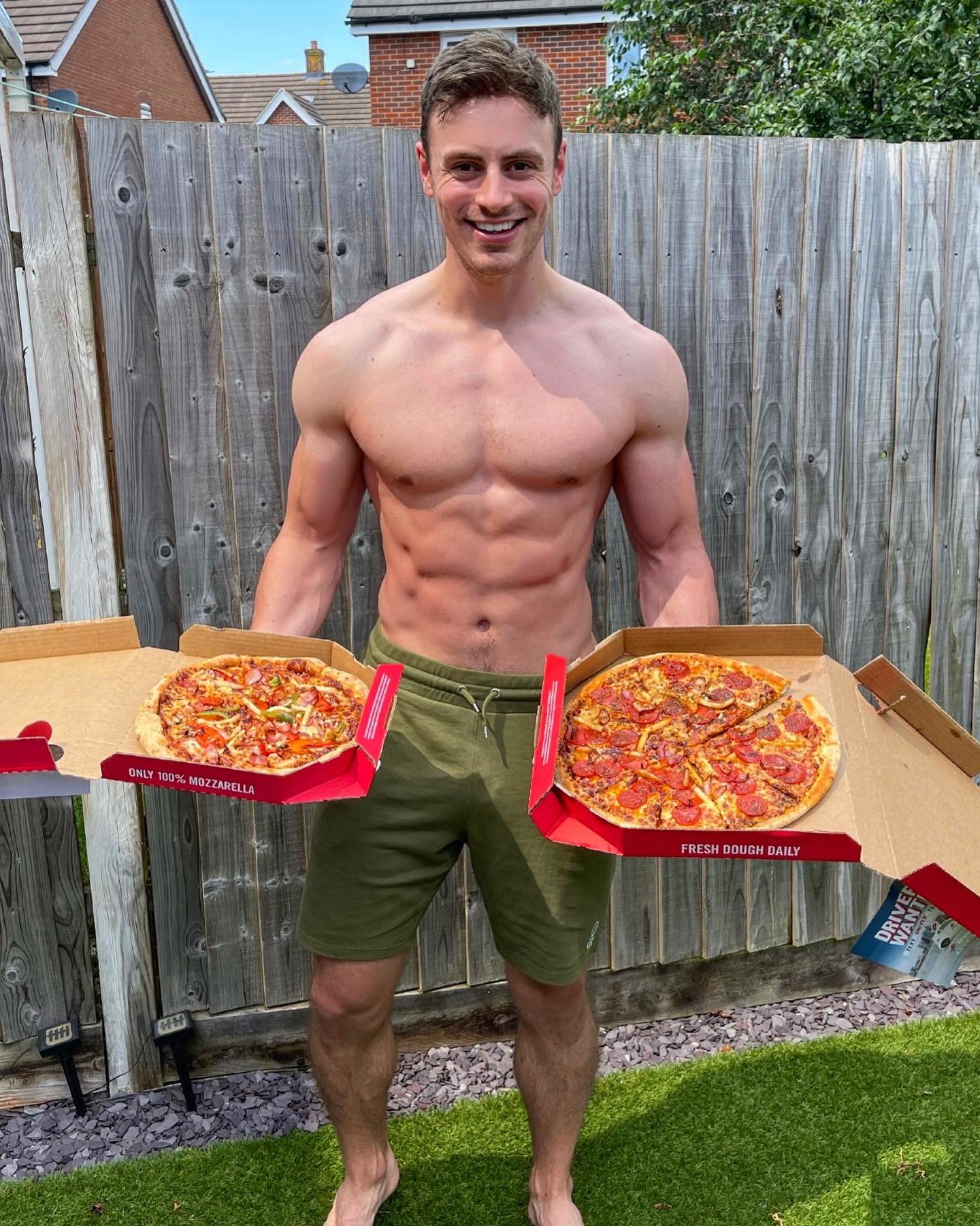 FIA7a_mXwAAbvdE?format=jpg&name=large