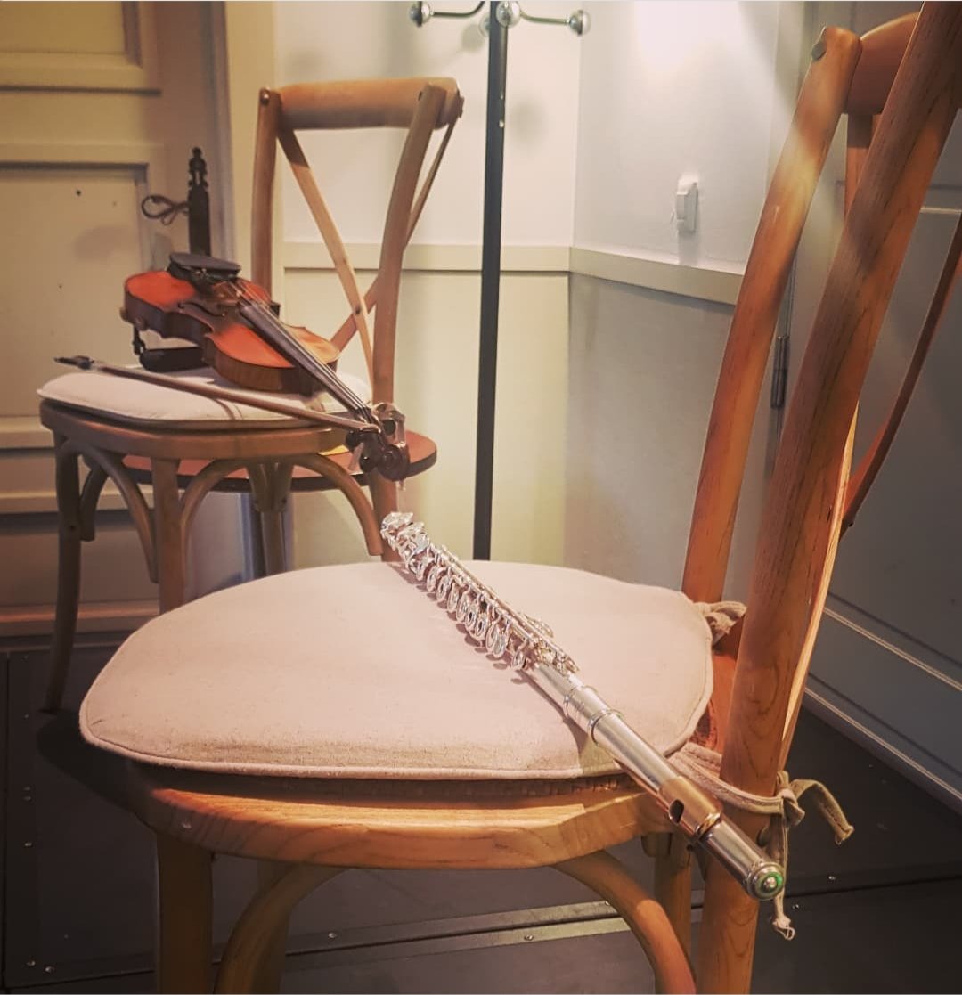 hamelinruben's tweet photo. Concierto de Año Nuevo
Primer Concierto del año.

Parador Nacional de Turismo Cangas de Onís

#conciertonavidad #concierto #flautatravesera #violin #flauta #flute #string #añonuevo2022 #paradornacional #paradornacionaldeturismodecangasdeonís #paradornacionaldeturismo https://t.co/DTMZRfE5fC
