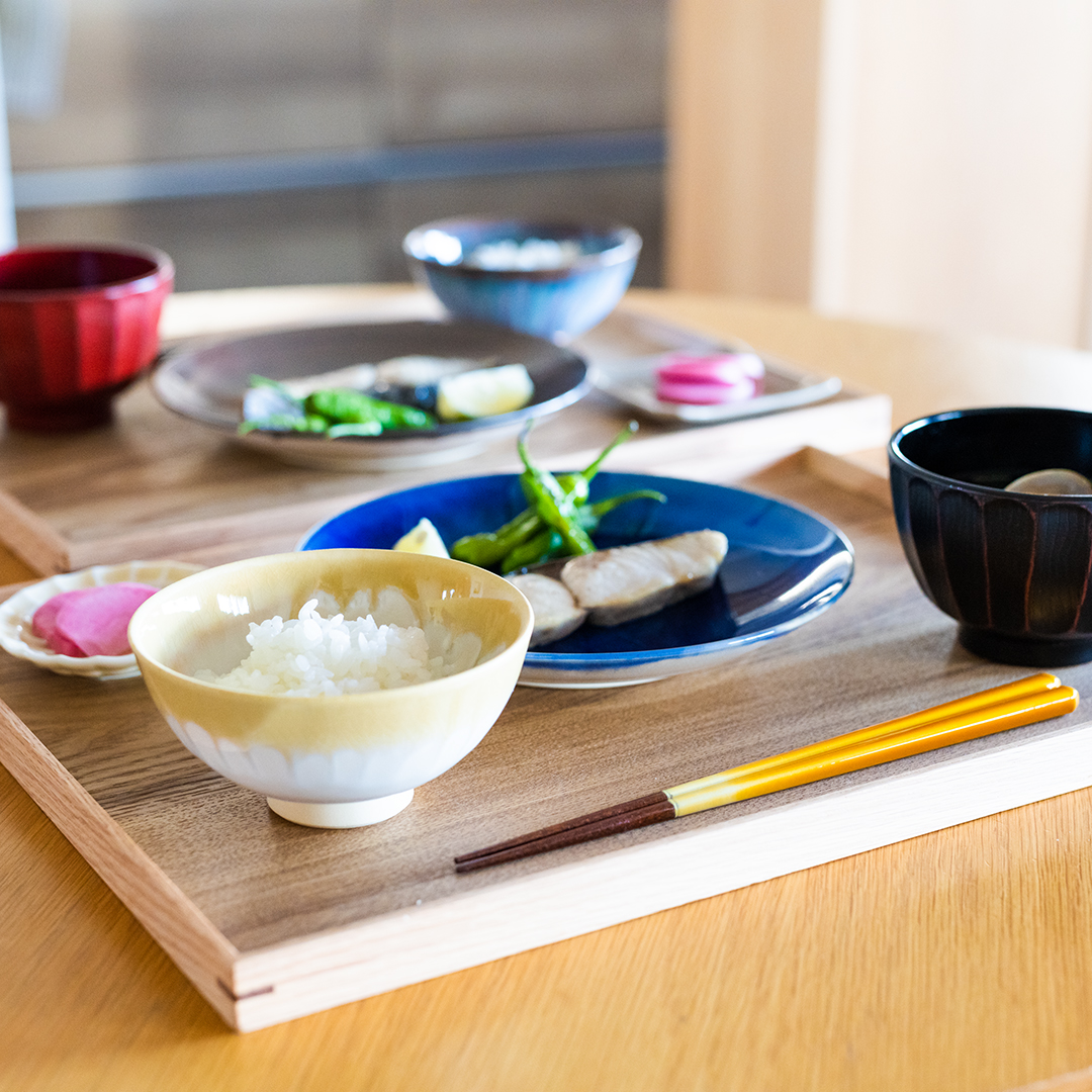 商品紹介】彩雲茶碗／彩雲プレート／抗菌食洗菊彫汁椀 普段使いは