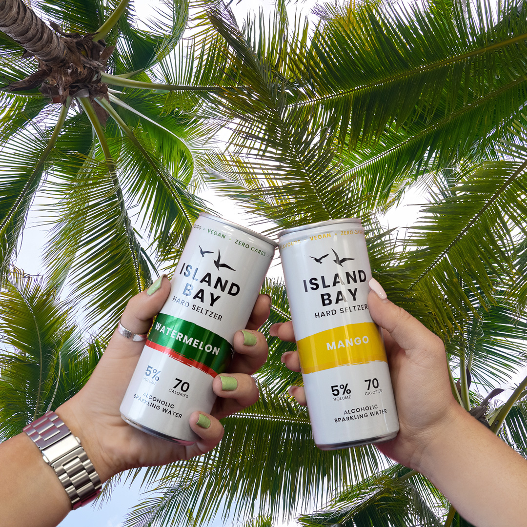 Cheers to the New year with Bay (Dry Jan can wait another year) 🍉 🎉🥭 

Happy New Year from all the team at Island Bay.

#IslandBay #HardSeltzer