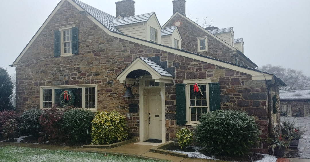 PearlSBuckIntl's tweet photo. The Pearl S. Buck House, Exhibit Gallery, and International Gift Shop are closed today, January 1, in observance of New Year's Day.
#newyears #newyear #newyears2022 #happynewyear #pearlsbuckinternational #psbi https://t.co/NieDONPg25