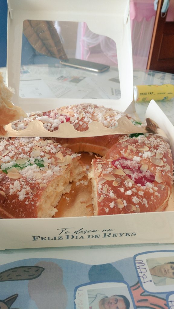 bertol_ismael's tweet photo. Queridos #ReyesMagos  es difícil que no me pongas más gordo si es que está muy rico 🤤🤤😋😋😋 https://t.co/cw5yeDTkXs