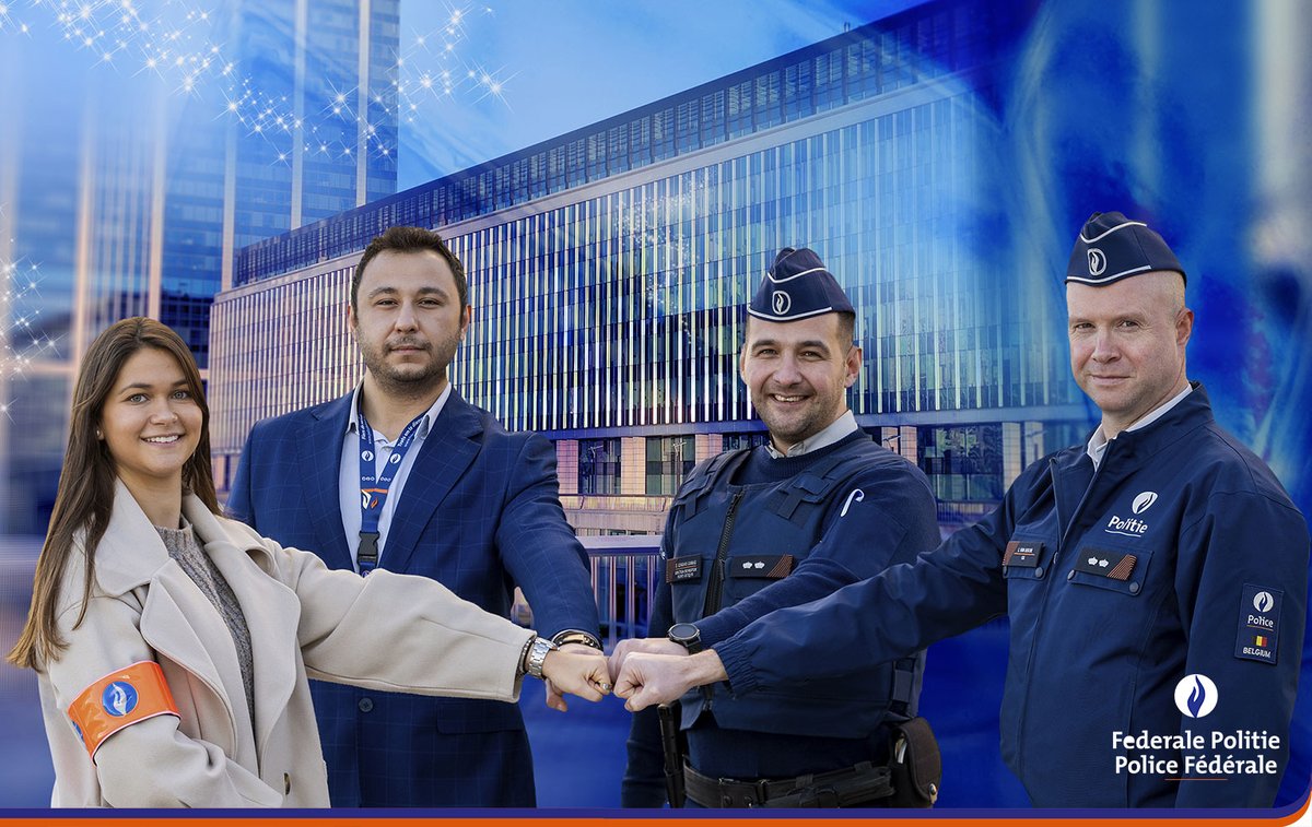 federalepolitie's tweet image. Laten we in 2022 voorzichtig en solidair blijven. 
Gelukkig nieuwjaar in het teken van #veiligheid en #wederzijdsrespect!
#GelukkigNieuwjaar #HappyNewYear