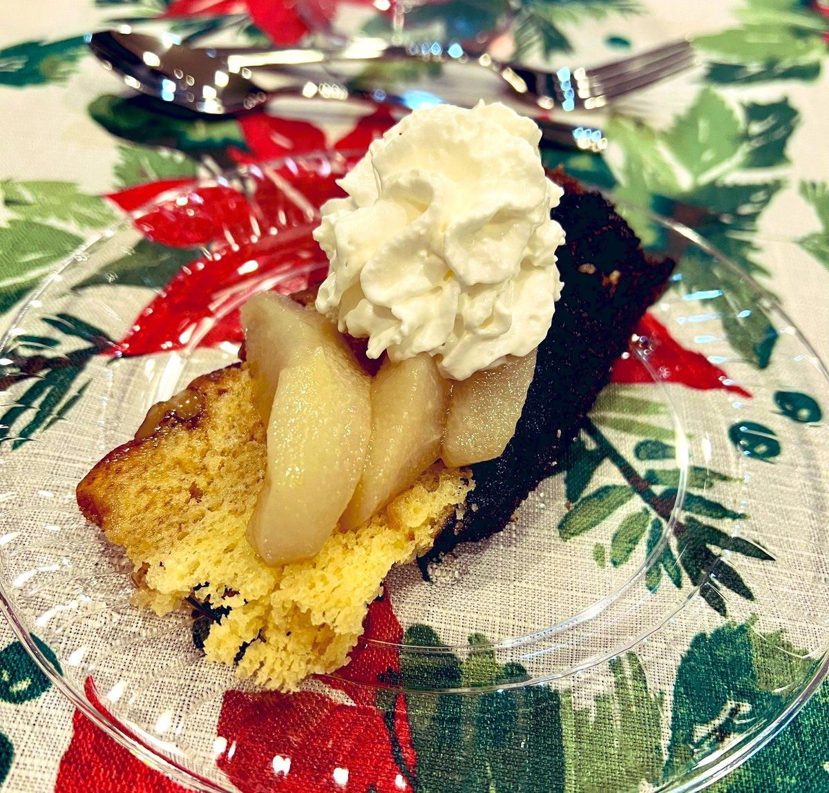 MailynSpeaks's tweet photo. The story of a Cuban-style doctored barrel bourbon cake … 
#FinDeAño2021
#DaringAndDifferent
#MamiCooks
#HappyCubanKitchen
#ItsACubanThing https://t.co/TNH1QDTpXs