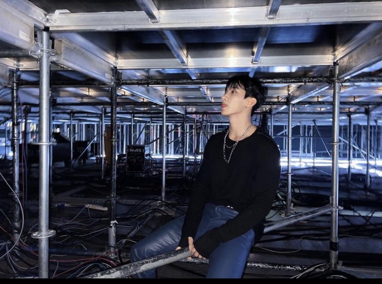 DKVOTINGTEAM's tweet photo. [IG] dk_is_dokyeom 
Happy New Year!🎉

#세븐틴 @pledis_17  도겸 #도겸 #DOKYEOM #SEOKMIN https://t.co/q7FwTg0yGU