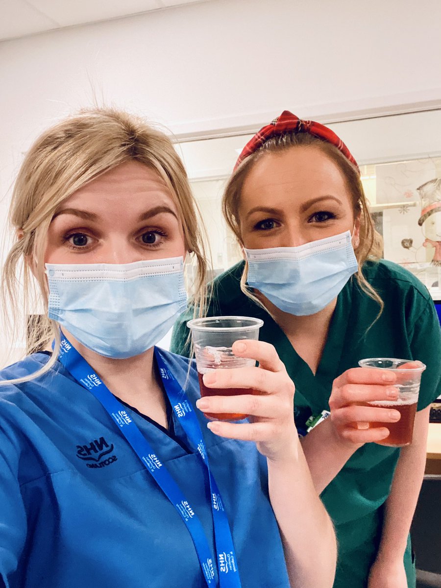 RachL47's tweet photo. Bringing in 2022 with a Shloer toast at the bells… Hogmanay nightshift with Team ED 🥳🥂🥰 #HNY https://t.co/XViIuBmHHP