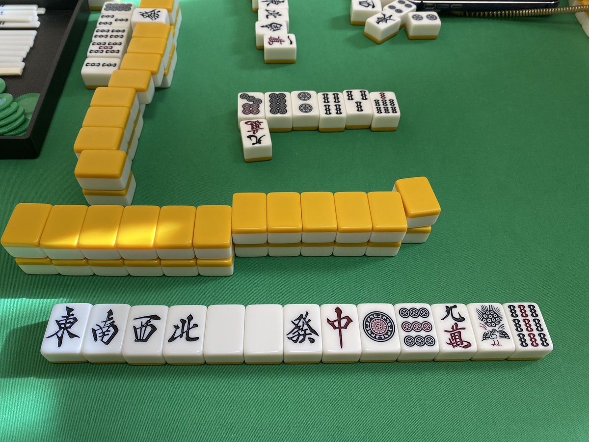pa_manDX's tweet photo. 親がボケないように親孝行麻雀。

親の目が覚める一発を決めてやりました🌝

あーりやす https://t.co/Wh5anAoGgD